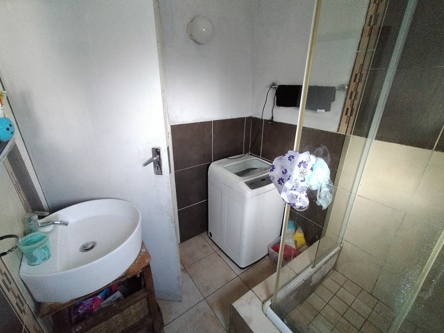 2 Bedroom Property for Sale in Woodlands Western Cape